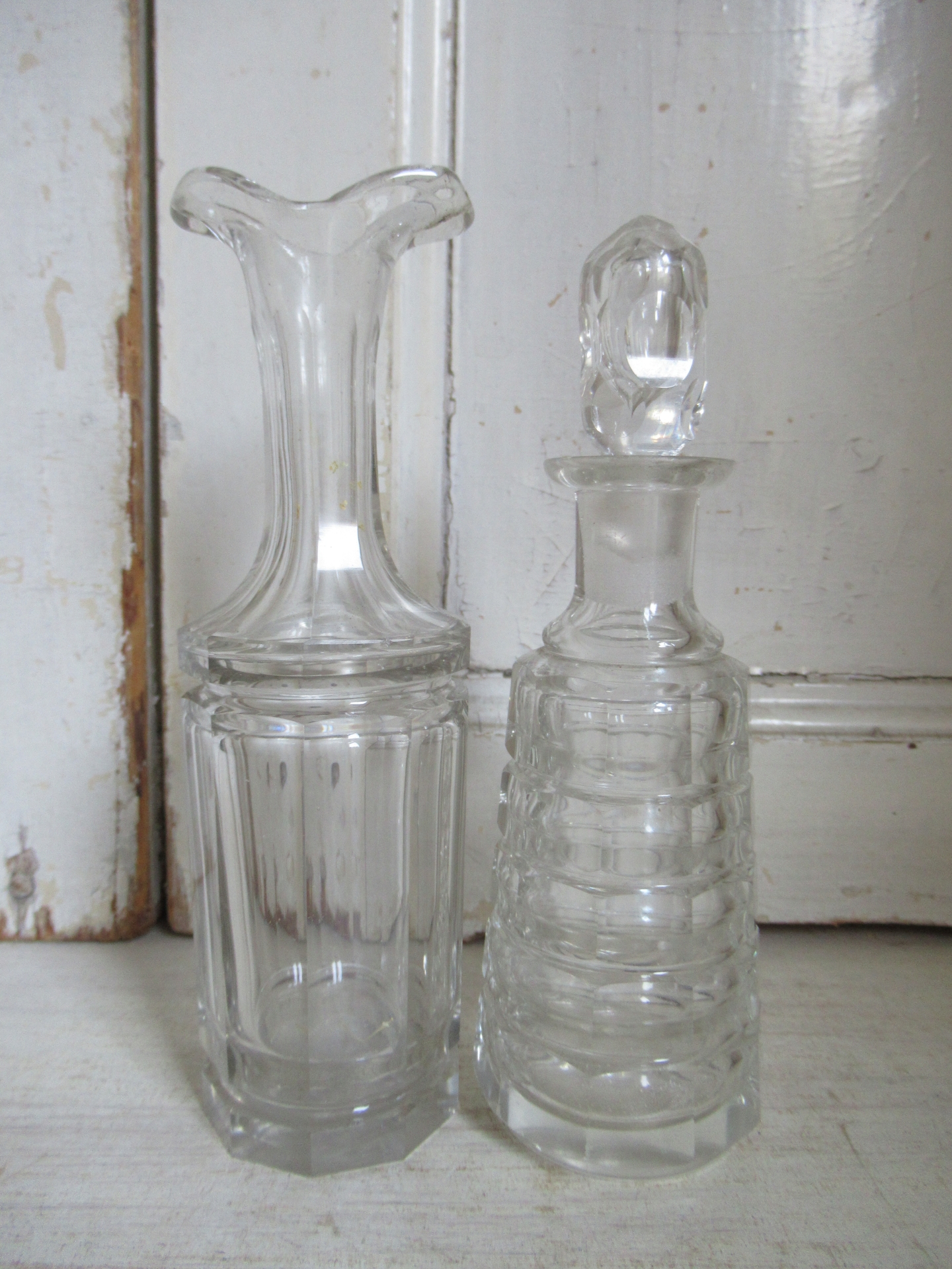 2 oude glazen karafjes - Afbeelding 3
