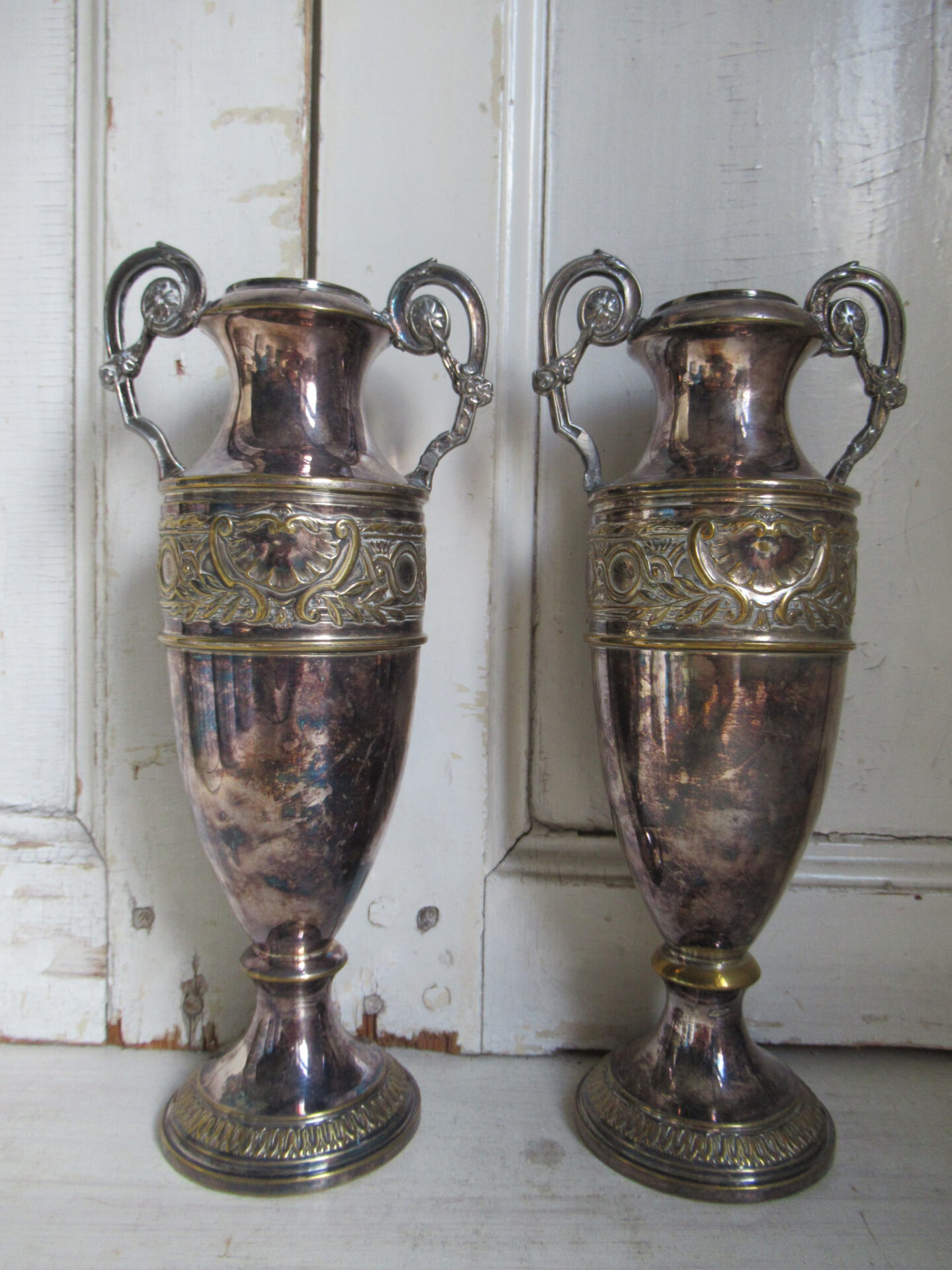 2 oude zilverkleurige vazen - Afbeelding 3