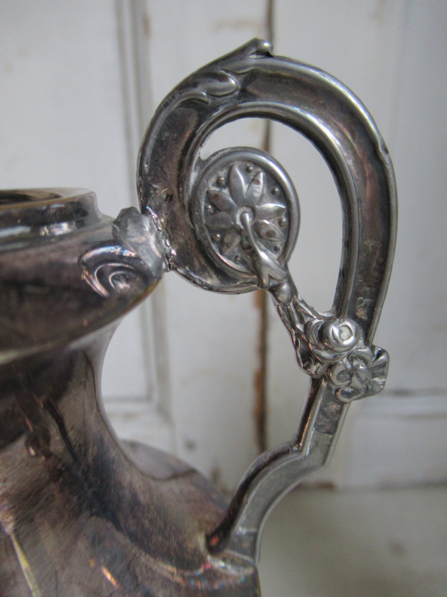 2 oude zilverkleurige vazen - Afbeelding 5