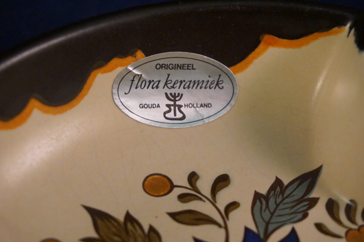 Flora Gouda Plateel handpainted asbak no 966 - Afbeelding 4