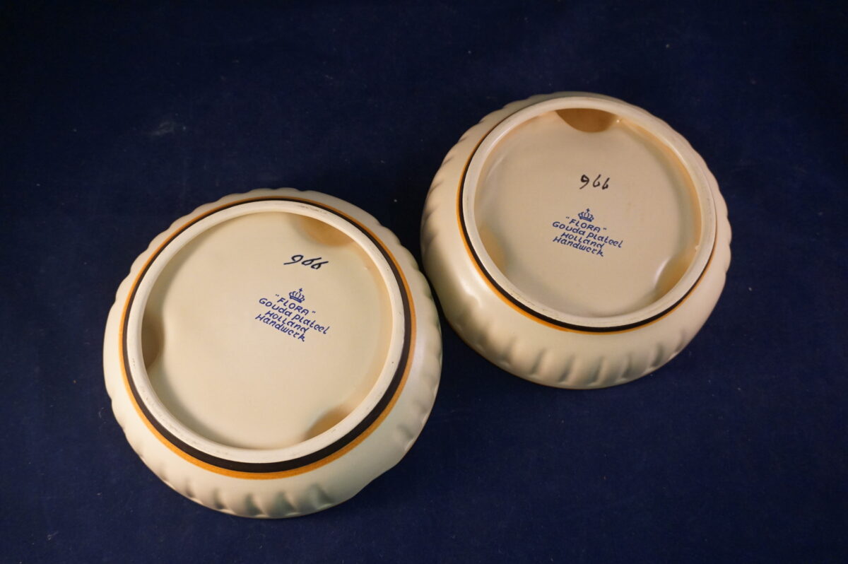 Flora Gouda Plateel handpainted asbak no 966 - Afbeelding 5