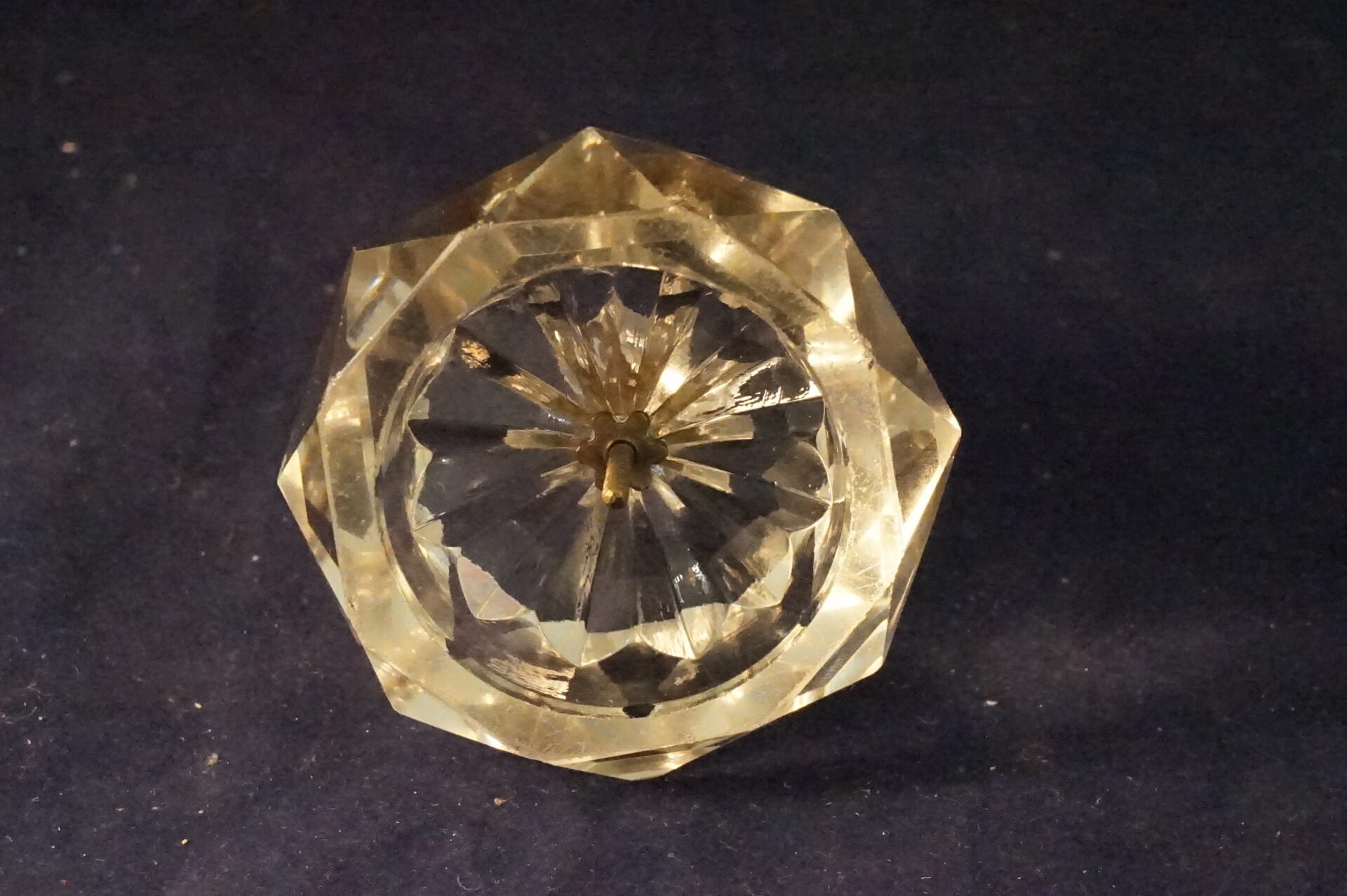 Antieke afdekdop afsluitdop kroonluchter kristal met koper - Afbeelding 4