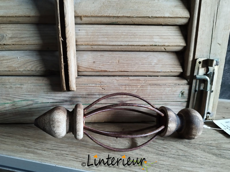 Ornament met hout - Afbeelding 2