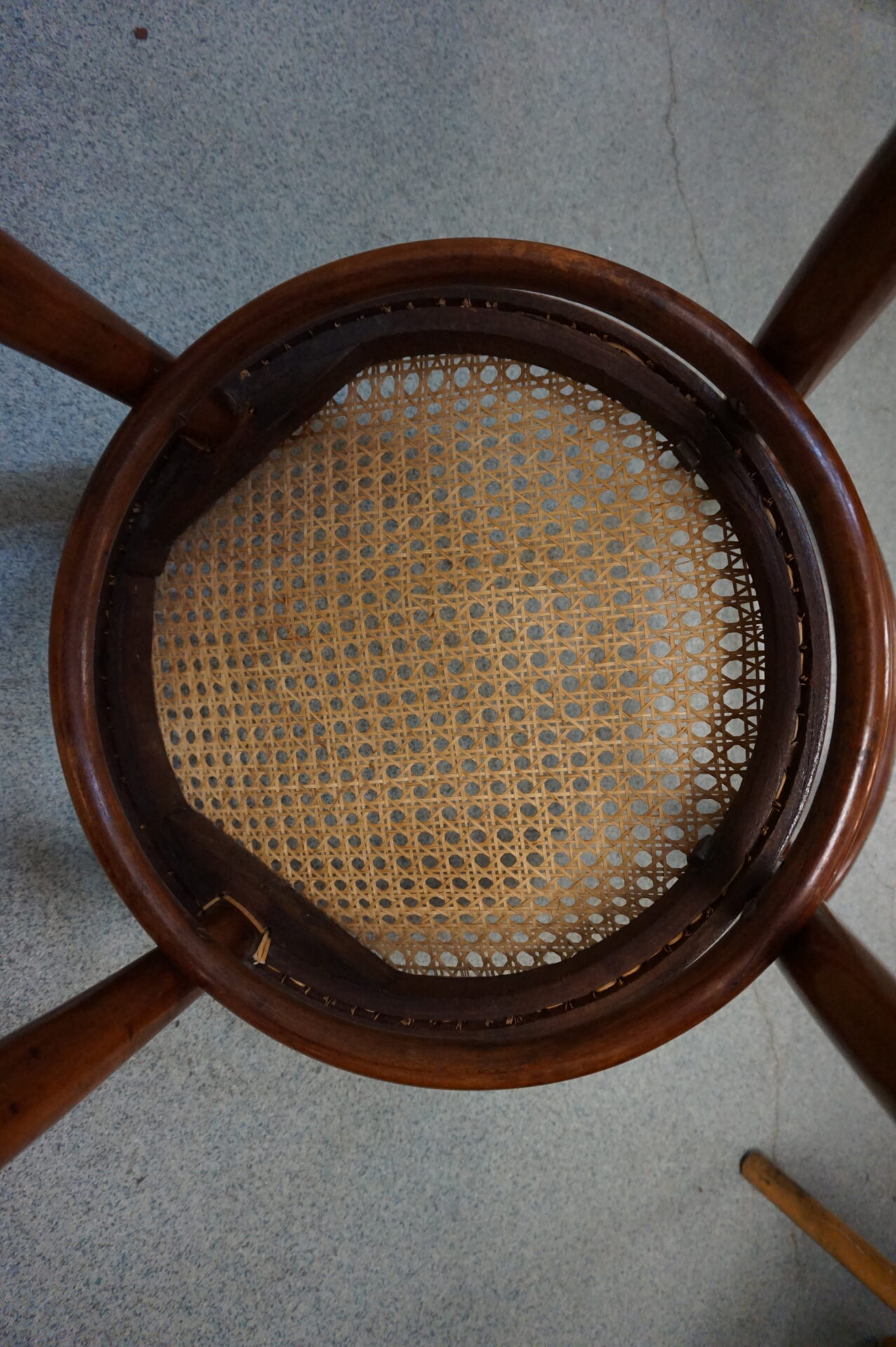 Twee Thonet bistrostoelen eetstoelen - Afbeelding 5