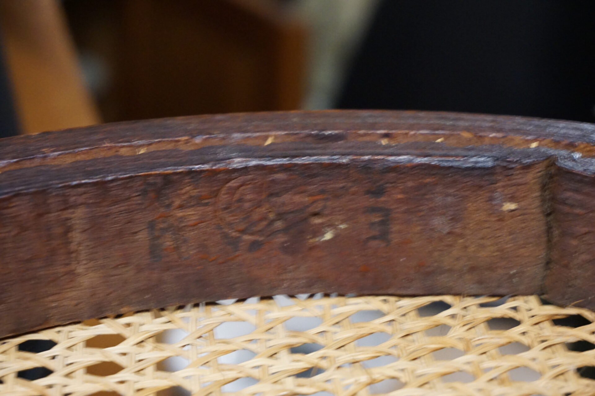 Twee Thonet bistrostoelen eetstoelen - Afbeelding 6