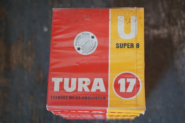 Tura U17 zwart wit film super 8 - Afbeelding 2