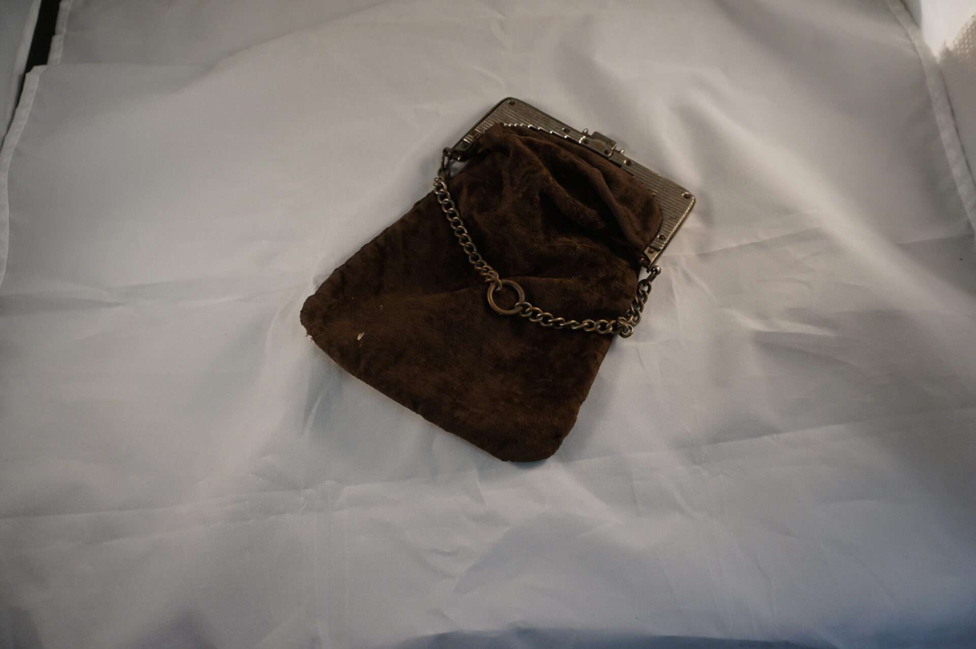 Brocante bruine fluwelen clutch uit de jaren 40 - Afbeelding 2