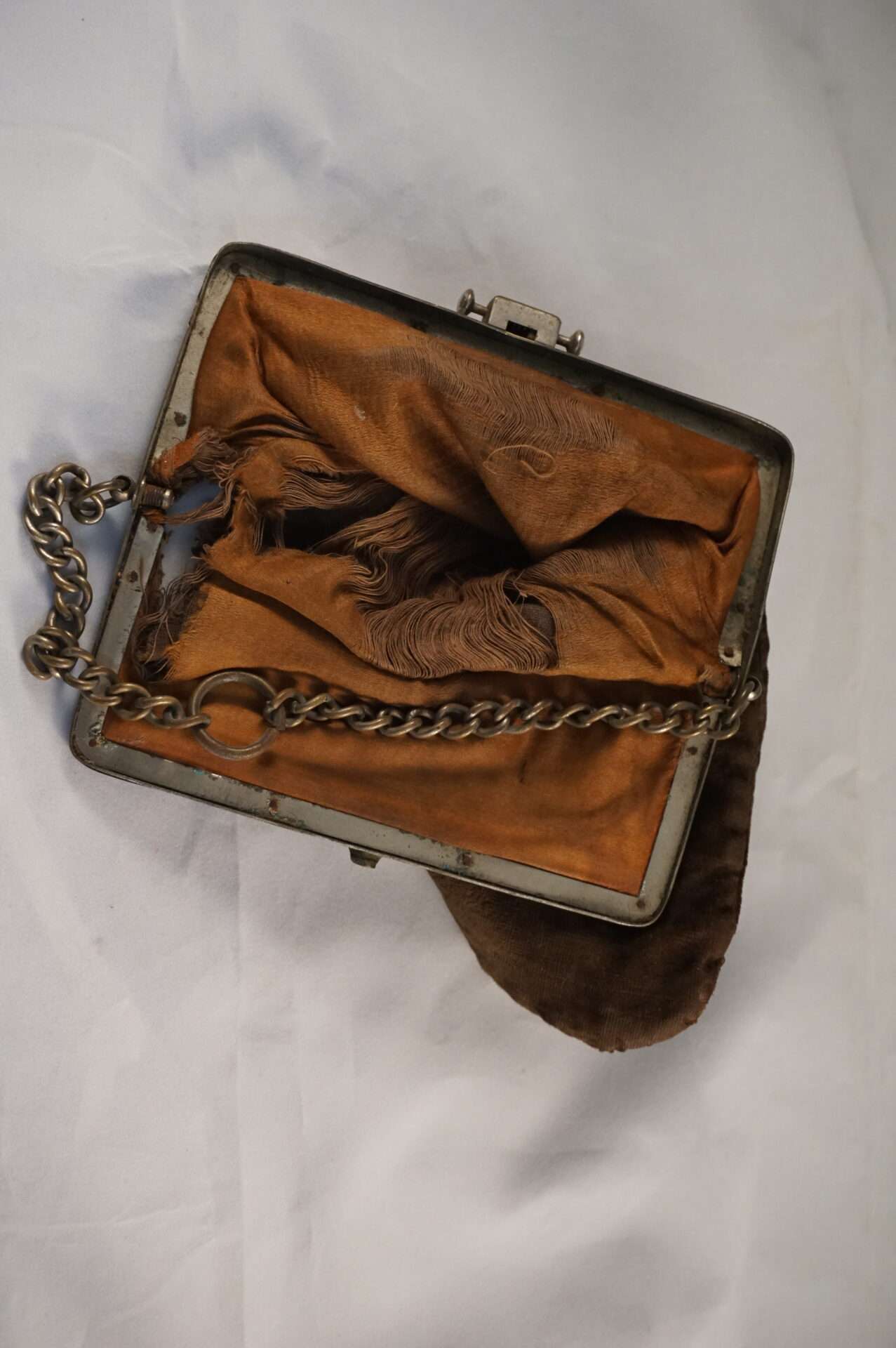 Brocante bruine fluwelen clutch uit de jaren 40 - Afbeelding 4