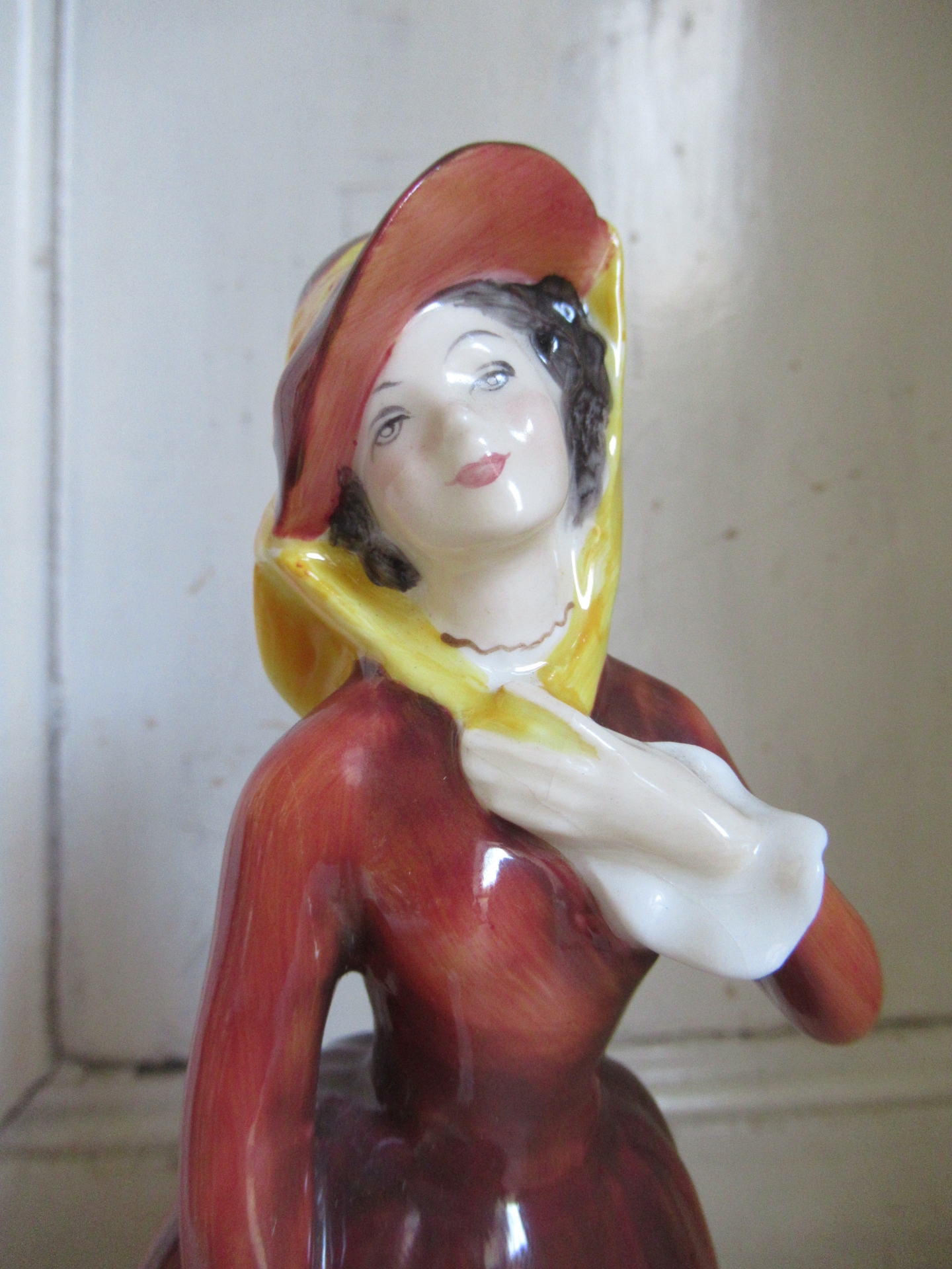 oud Engels beeldje, Royal Doulton - Afbeelding 5