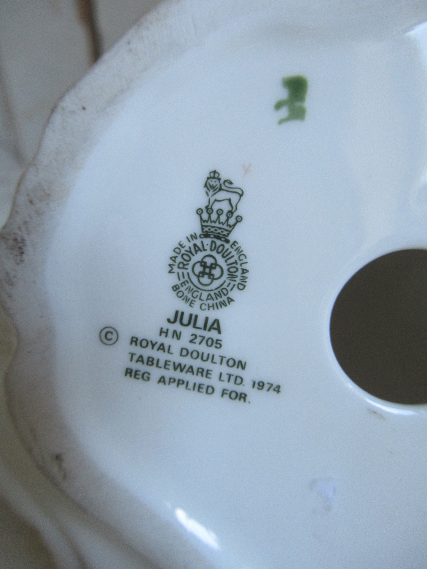 oud Engels beeldje, Royal Doulton - Afbeelding 7